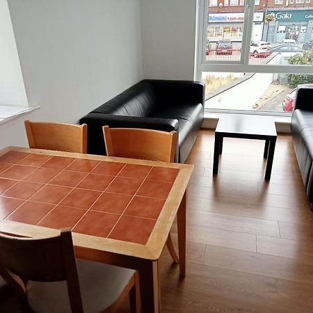 2 Bedroom, 2 Bathroom Apartment 都柏林 外观 照片